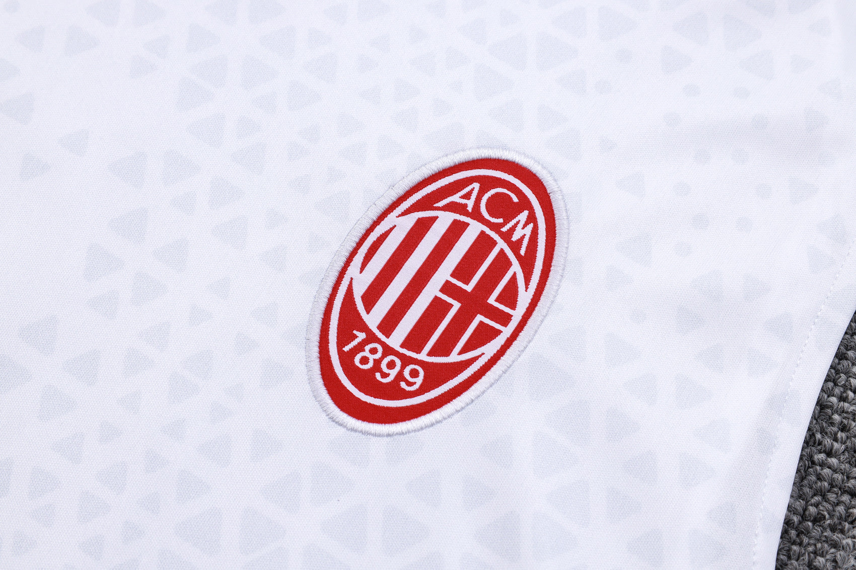 ENTRAÎNEMENT OFFICIEL AC MILAN