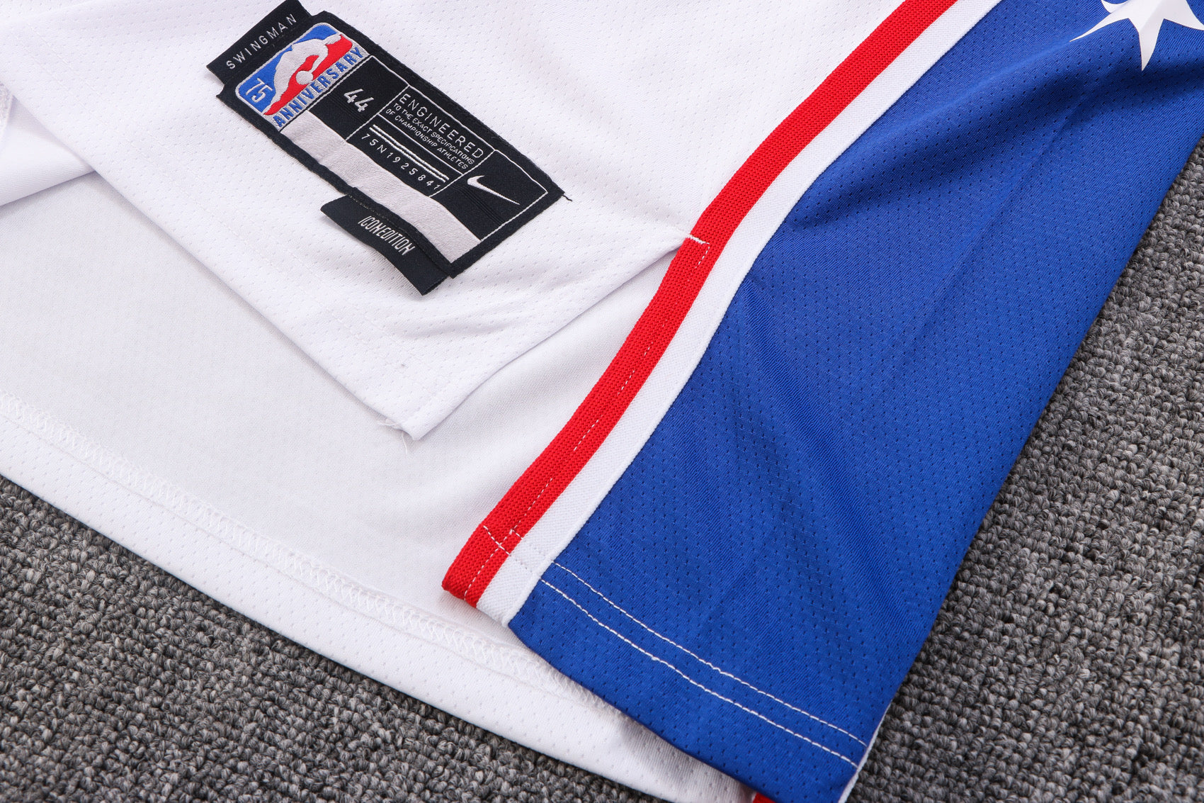SWINGMAN ASSOCIATION ÉDITION PHILADELPHIA