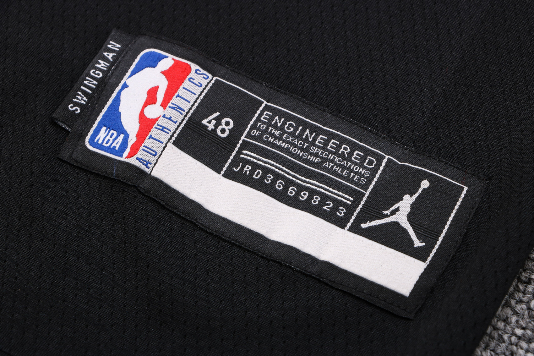 GIANNIS ANTETOKOUNMPO MILWAUKEE BUCKS STATEMENT ÉDITION