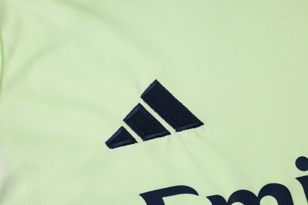 ENTRAÎNEMENT SANS MANCHES REAL MADRID OFFICIEL