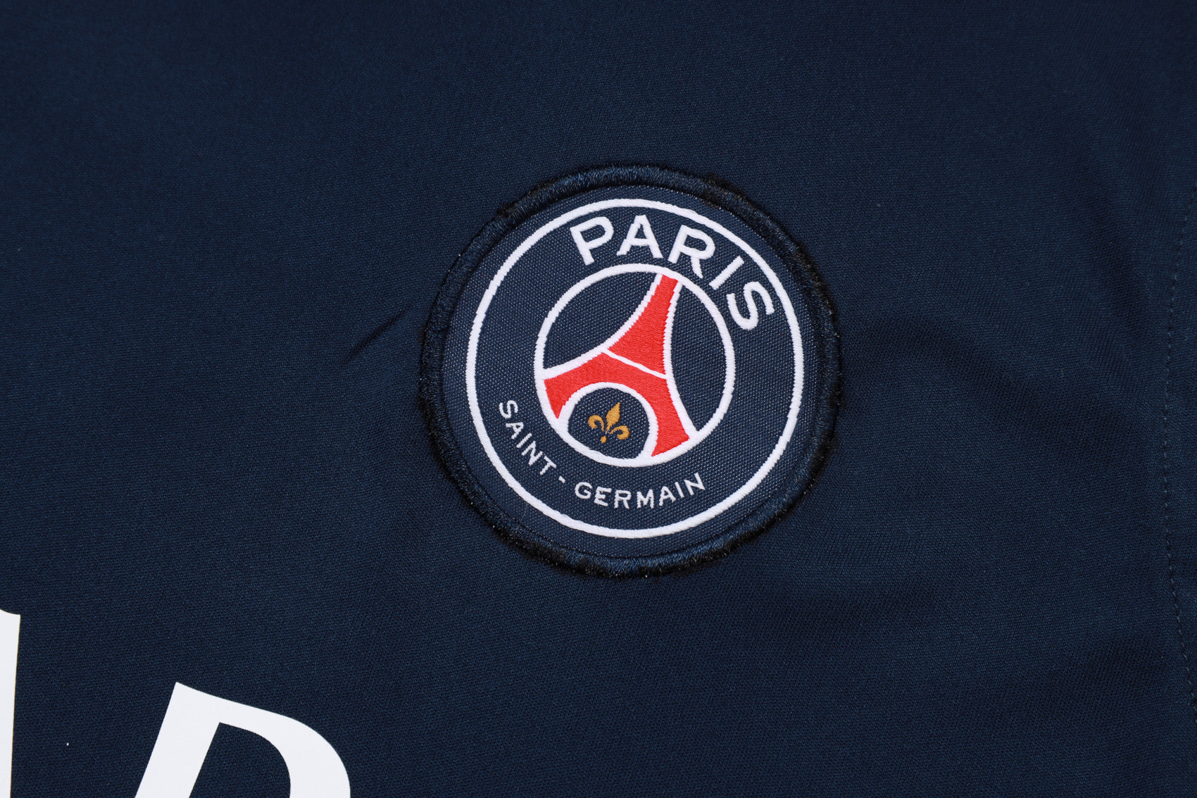 ENTRAÎNEMENT SANS MANCHES PSG OFFICIEL