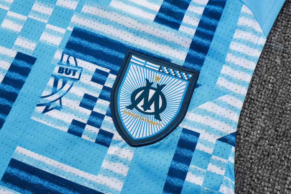 ENTRAÎNEMENT SANS MANCHES OM OFFICIEL